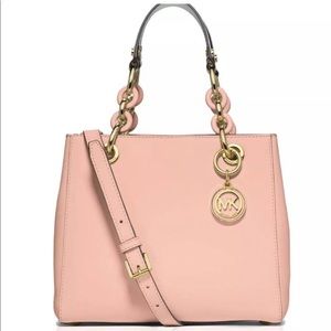 💯authentic Michael Kors Cynthia small satchel bag